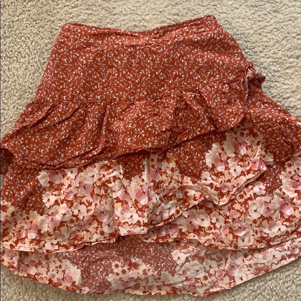 adorable flower skirt!